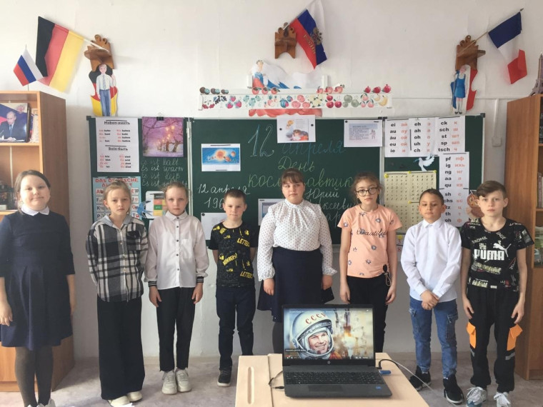 Укажите подпись к картинке.
